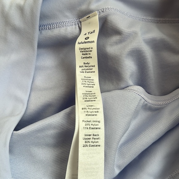 Lululemon speed-up shorts - Picture 4 of 4